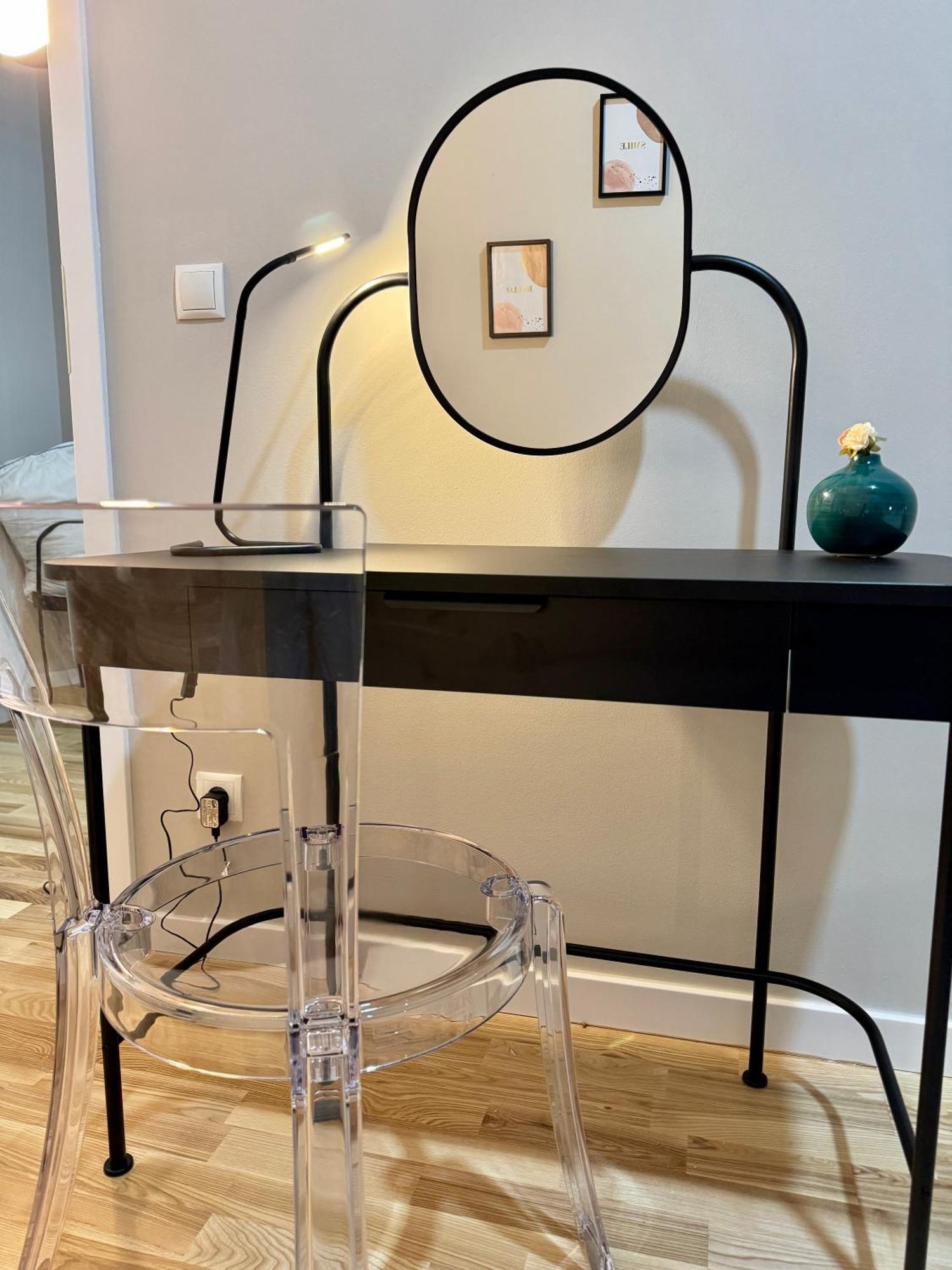 Wohnen Im Kunstwerk Neben Hundertwasserhaus L Hg4 Apartment *